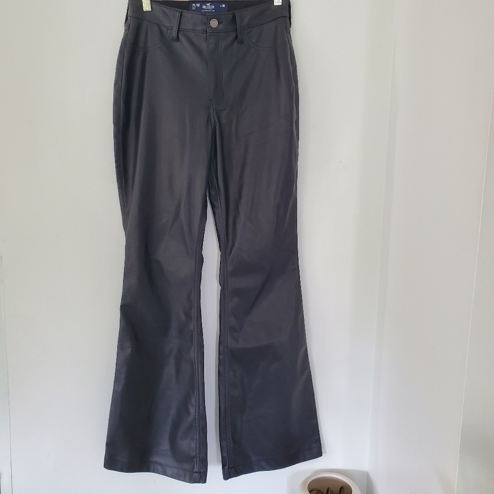 HOLLISTER Ultra High Rise Black Faux Leather Flare Leg Pants Sz 28 7R Hippie NEW